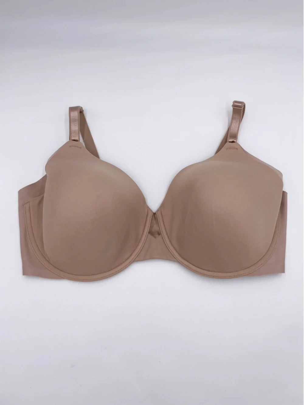 Olga by Warner's No Side Effects Full-Figure Contour Bra Size 40DD Tan GB0561A